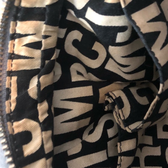 Marc Jacobs Baby Groove leather crossbody bag - Picture 6 of 6